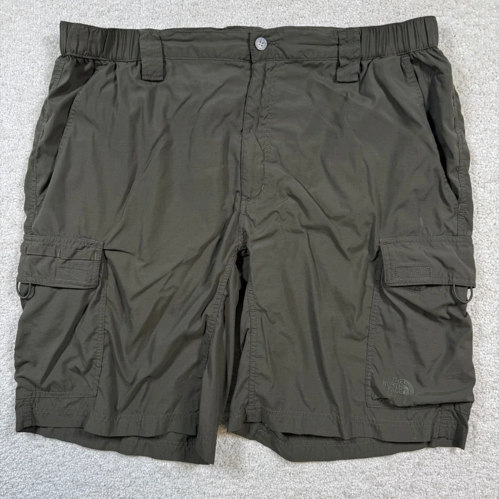 The North Face Cargo Shorts Mens XL Green Ripstop Hiking Outdoor